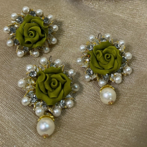 Elegant Rose and Pearl Earrings Set